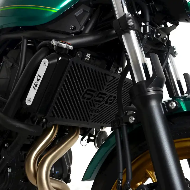 Branded Radiator Guard For Kawasaki Z650  ’17- '24 / Z650RS  ’21- '24  / Ninja 650 ’17- '24
