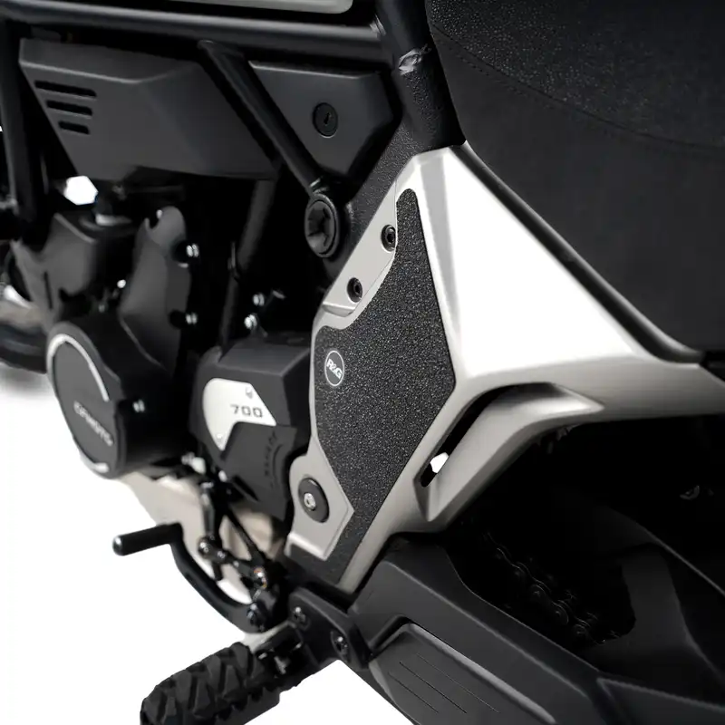 R&G Boot Guard Kit for CFMoto 700CL-X Heritage '21- & Adventure '23-