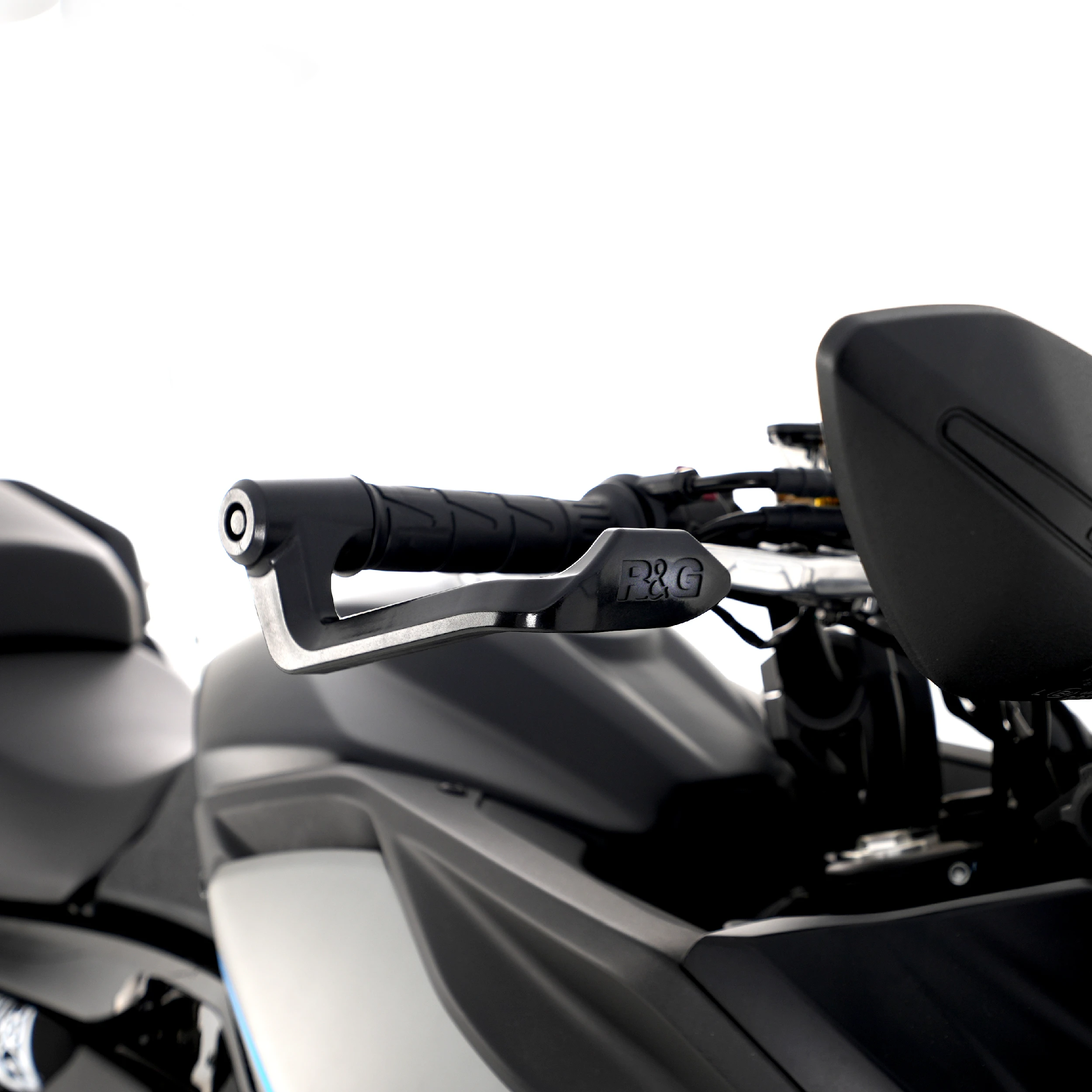 R&G Brake Lever Guard (17mm - 19mm) for some EBR, MV Agusta, Genata, Ducati, Kawasaki, Triumph, Honda & CFMoto