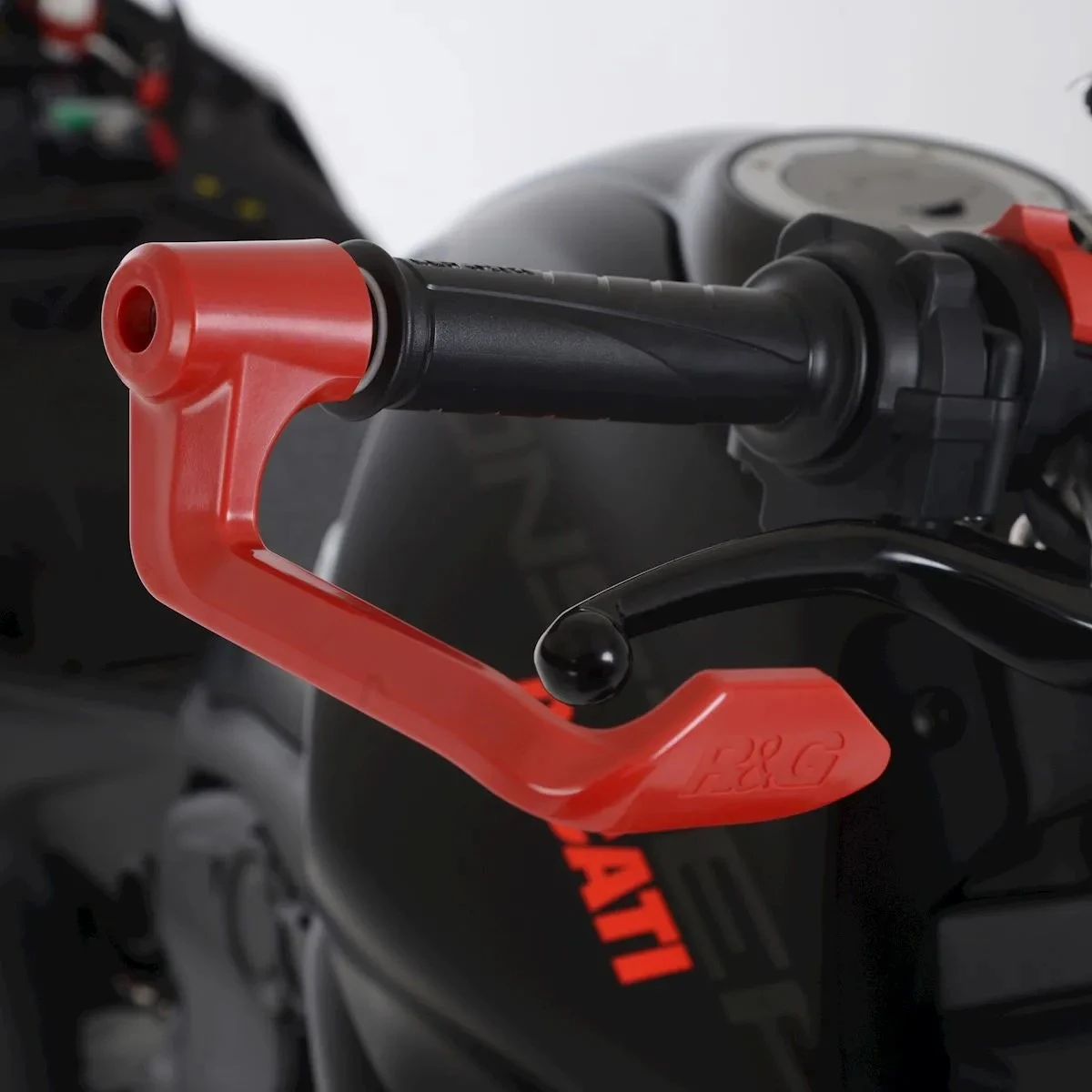 R&G Brake Lever Guard for multiple Triumph Models & Moto Guzzi V7 Stone '21- (With Bar End Mirrors)