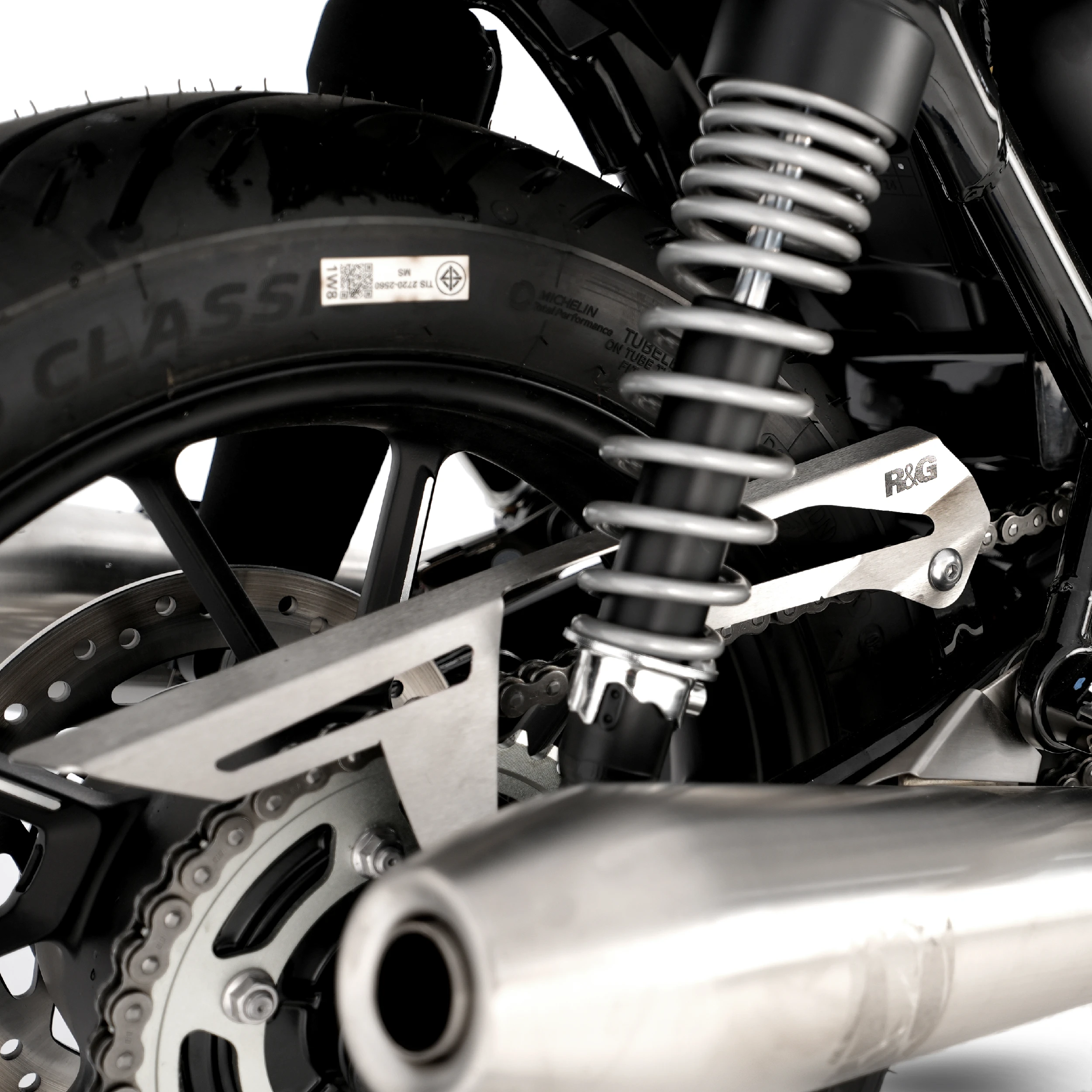 Chain Guard for Triumph Street Twin '16-, Street Cup '17-, Triumph Bonneville T-120 '16- & Speed Twin 900 '22- '24 models.