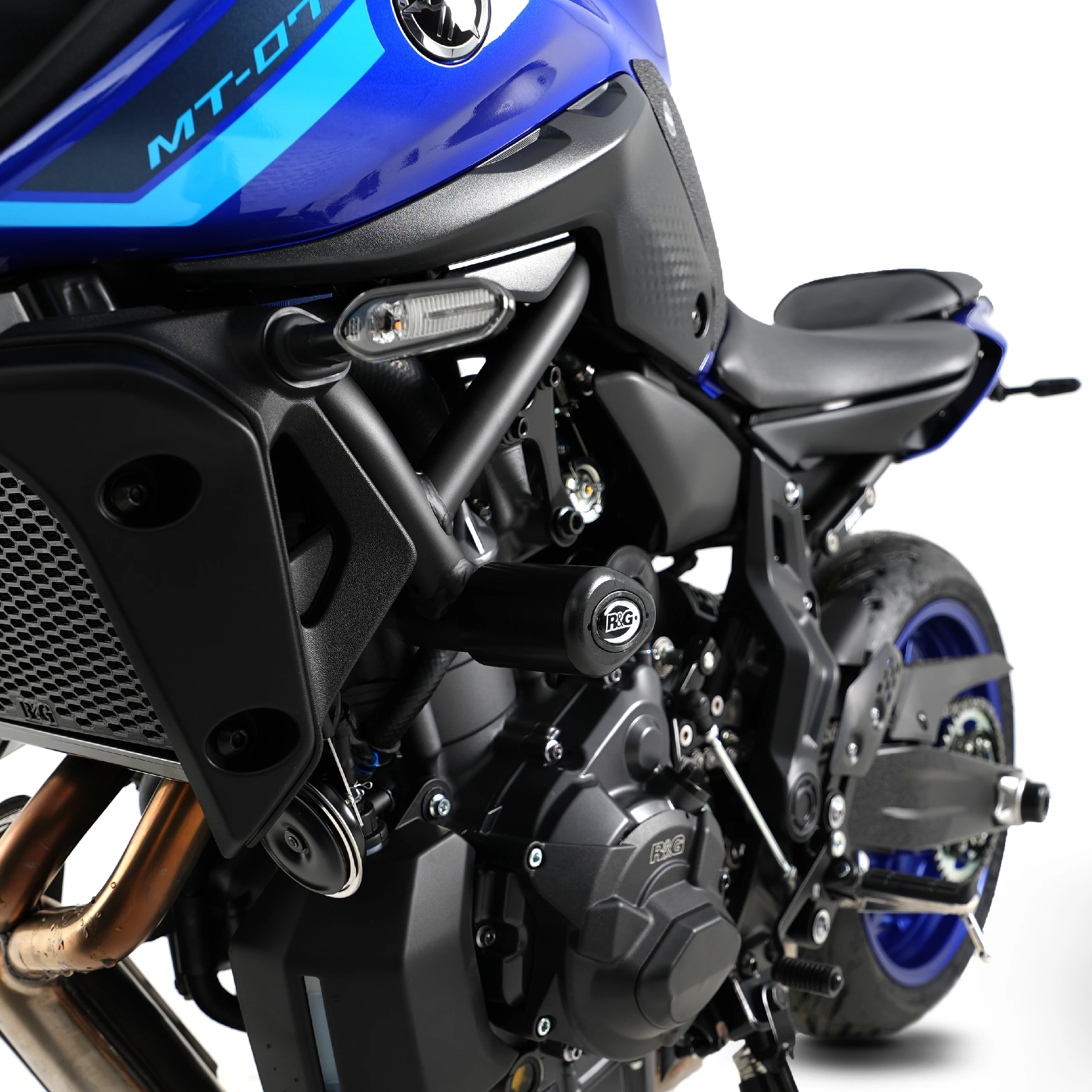 Aero Crash Protectors for Yamaha MT-07 '14- (FZ-07), XSR700 '16- and Tracer 700 '16-'20 (FJ-07) models