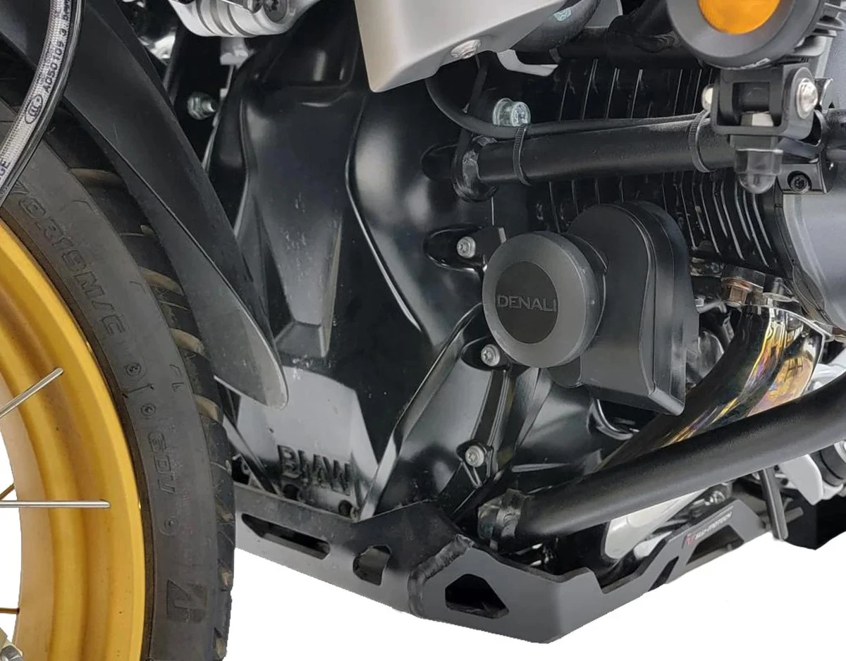 DENALI SoundBomb Split Dual-Tone Air Horn Horn Mount for BMW R1250 GS & GS Adventure '21-'24 