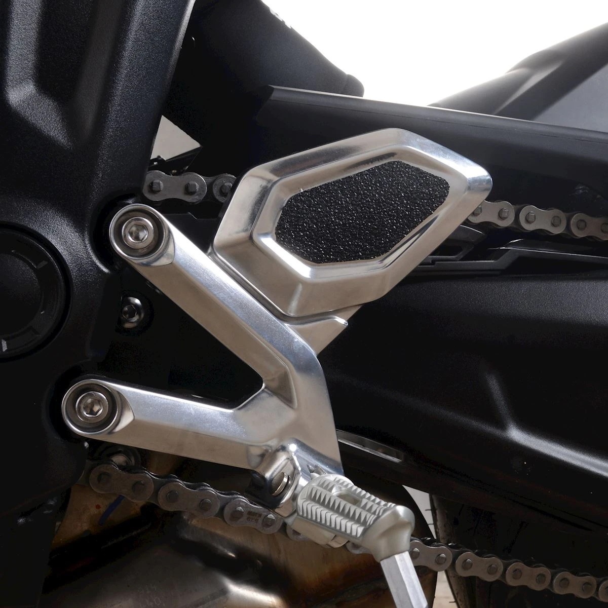 R&G Boot Guard Kit for Triumph Trident 660 '21- '24