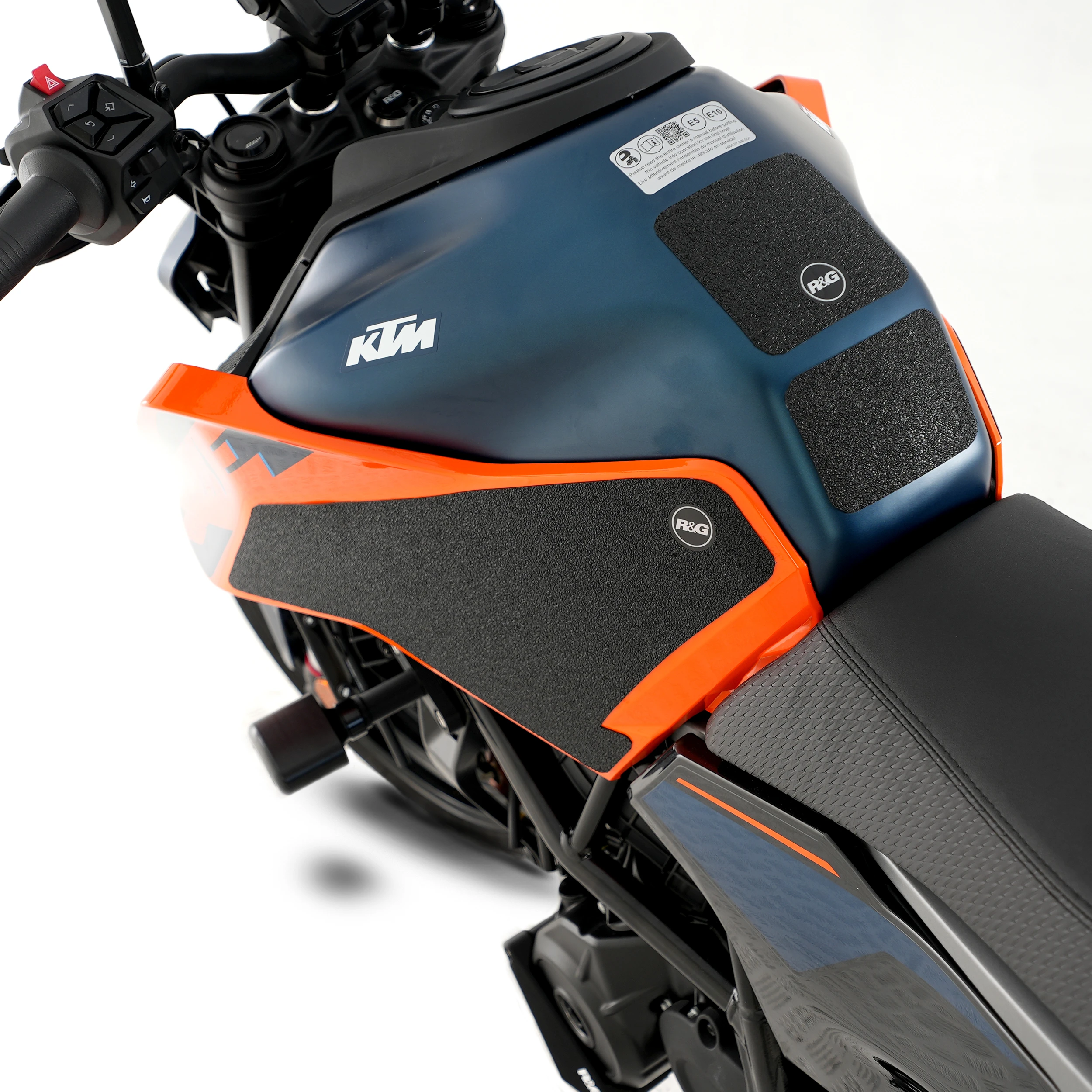 R&G Tank Traction Grips for for KTM Duke 125/250/390 2024