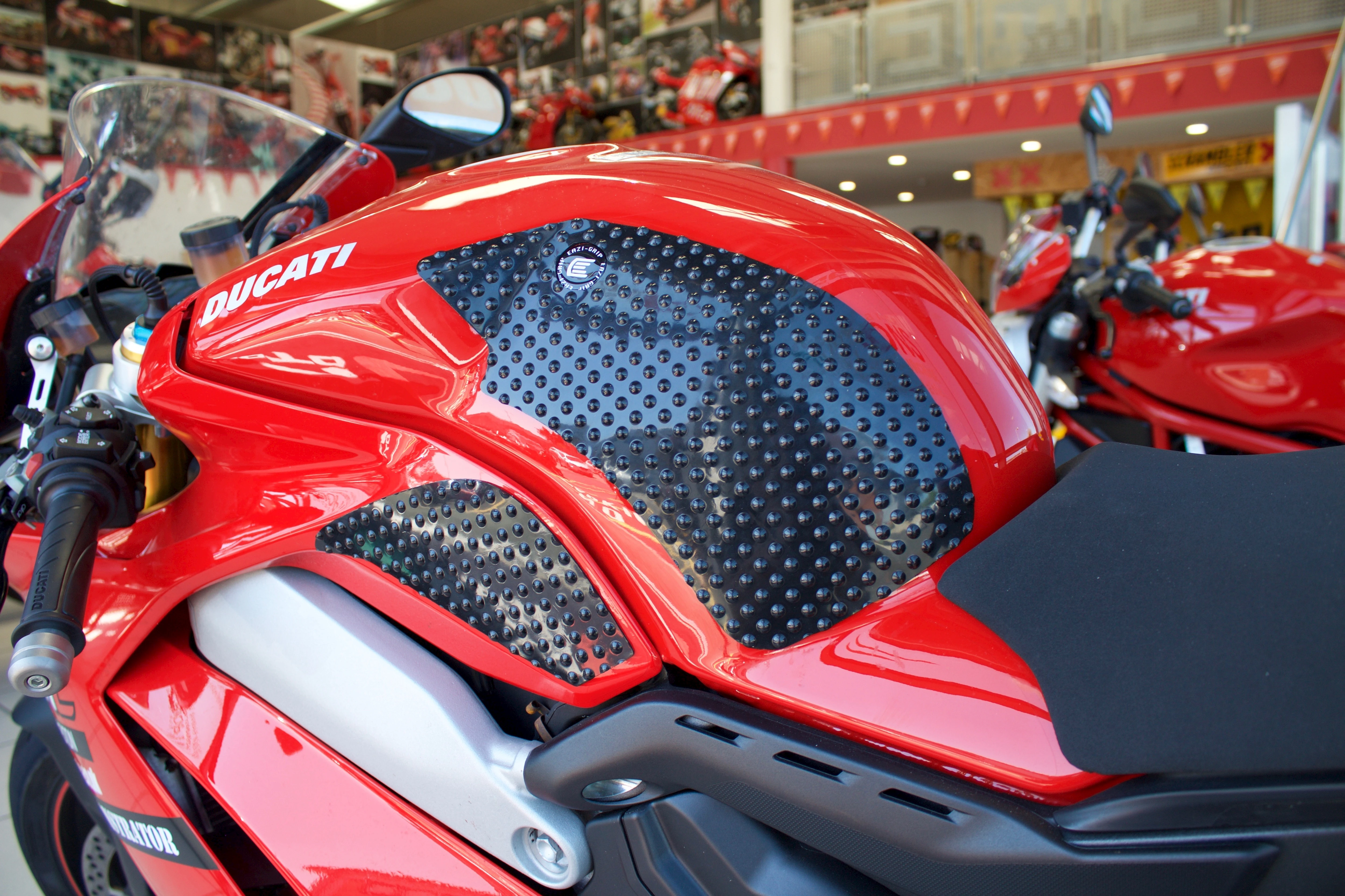 Eazi-Grip Ducati Streetfighter V4 SP '22  - EVO
