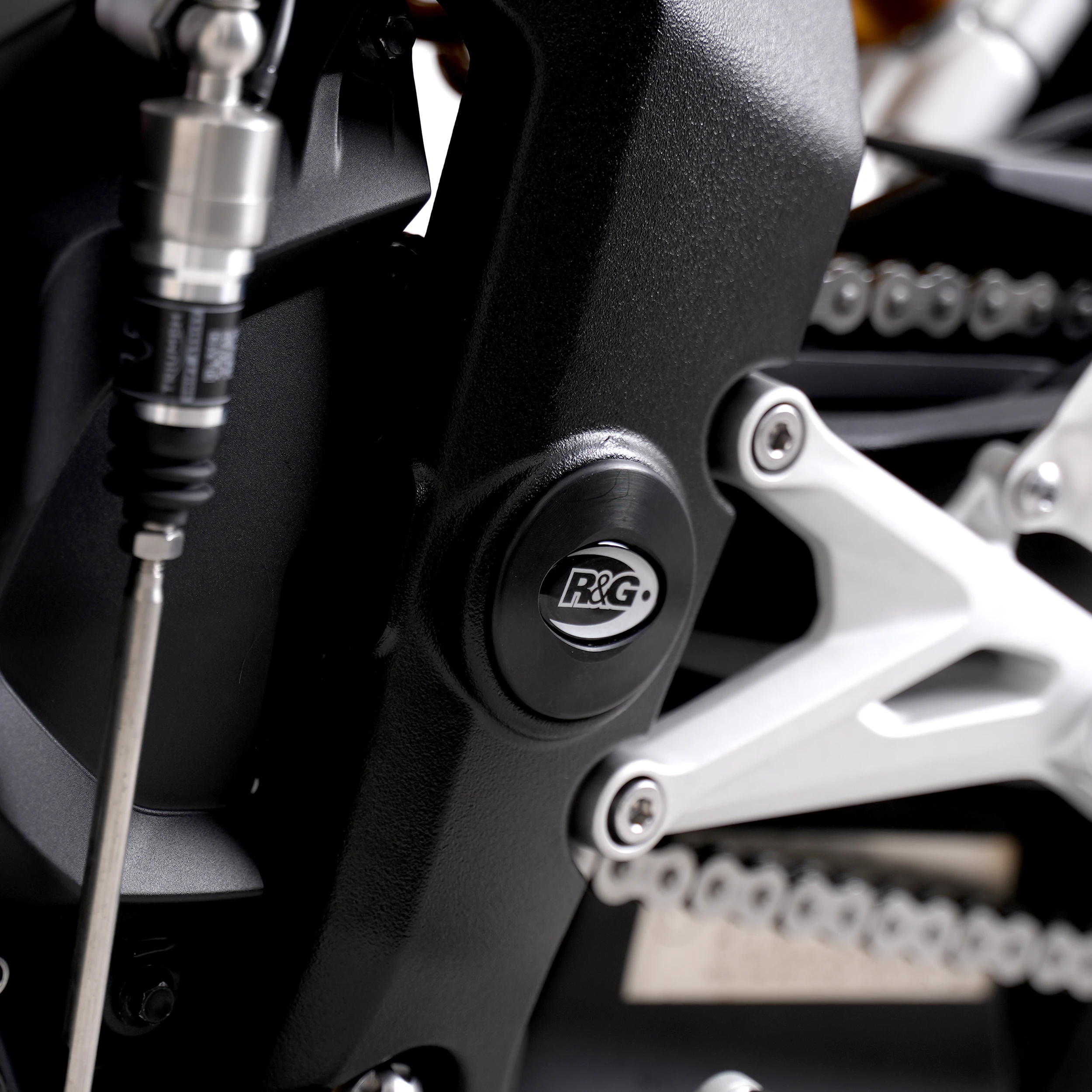 Frame Plug for BMW S1000XR '15-'19 & Triumph Speed Triple 1200 RS '21-, Speed Triple 1200RR '22- & Speed Triple 1200RX '25- (LHS)