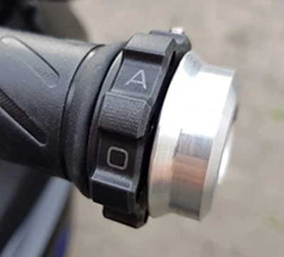 Kaoko Throttle Stabilizer for the Yamaha MT-07 '18- (w/o hand guards or heated grips) & Tracer 7 (GT) '21-