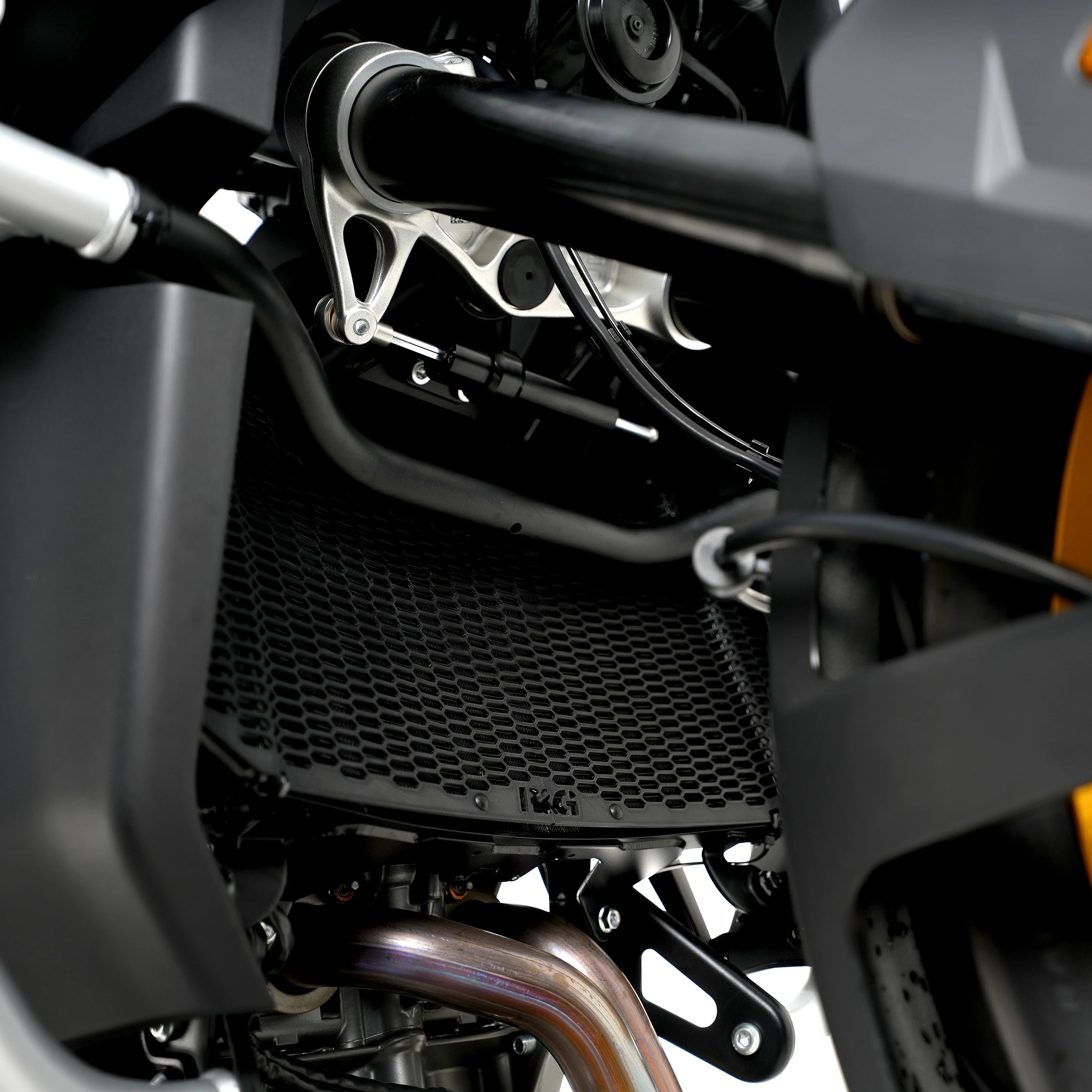 PRO Radiator Guard for CFMoto 800MT Sport / Touring / Explore '22- & 800NK '23-