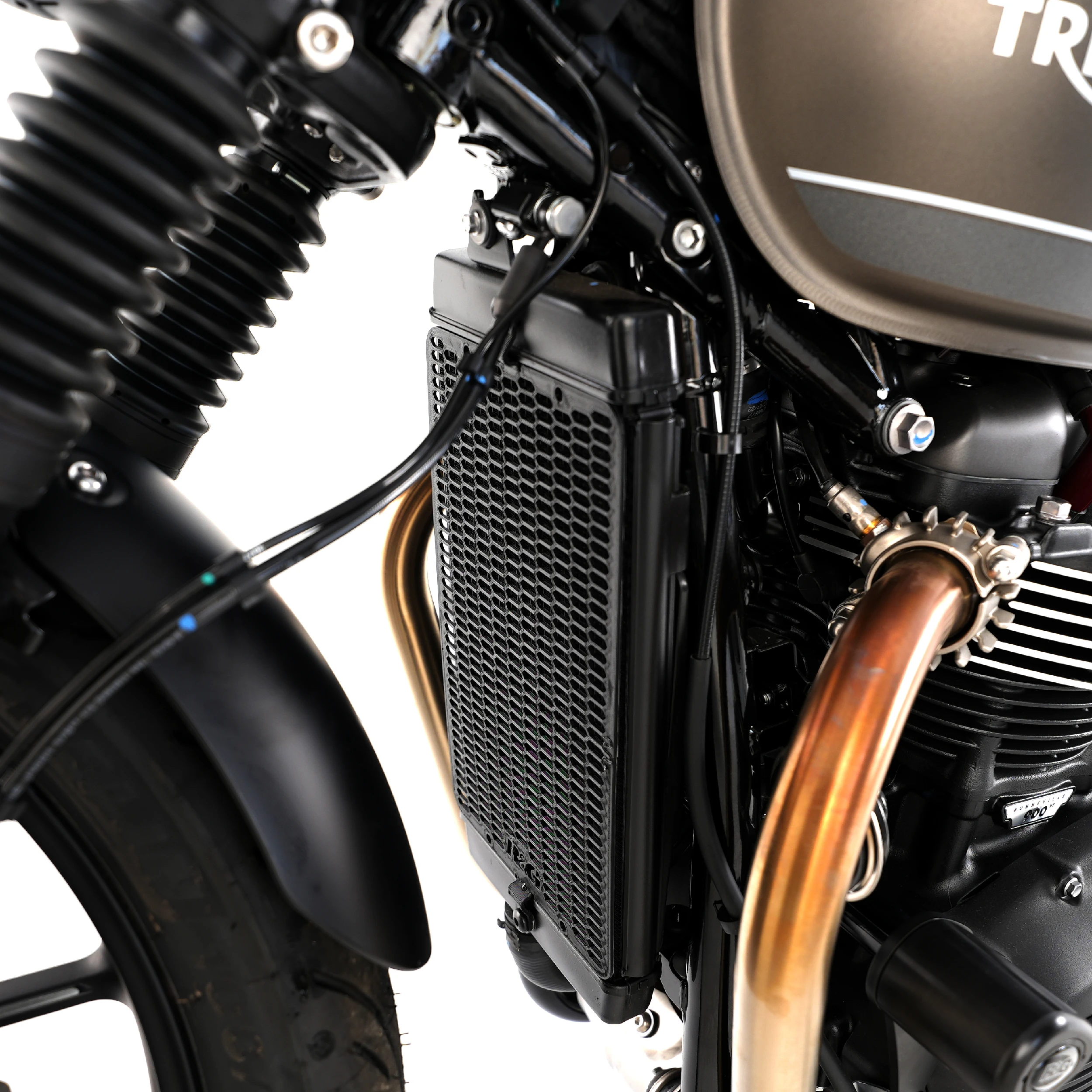 PRO Radiator Guard for Triumph Thruxton 1200, Thruxton 1200R, Street Cup '17-, Bonneville T120 '16-, Bonneville T100 '17-, Street Twin '16-, Speed Twin 1200 '19-'21 & Speed Twin 900 '22- '24