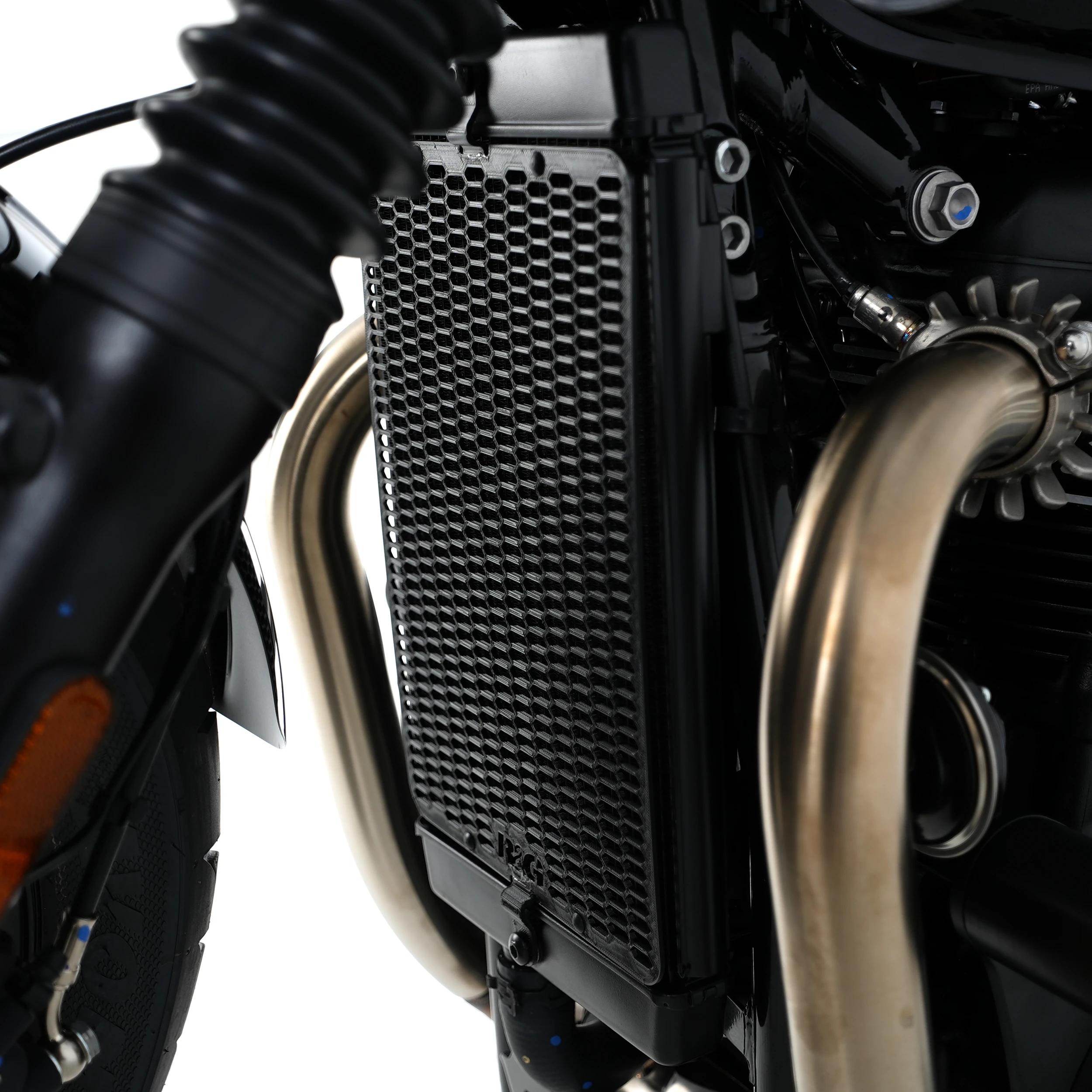 PRO Radiator Guard for Triumph Bonneville Bobber '17-, Black '18-'20 & Speedmaster '18-