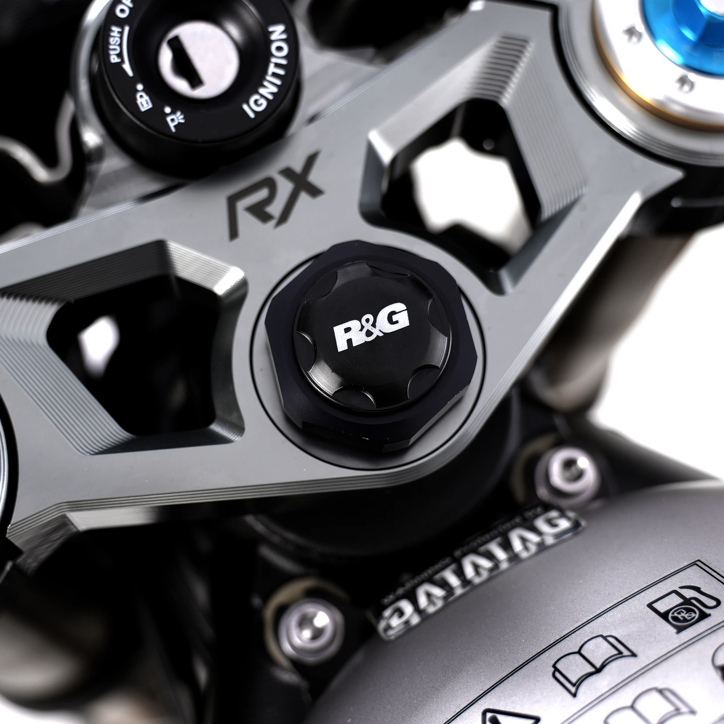 Top Yoke Cap for Triumph Street Triple RX 2015- Triumph Street Triple RS 765 '17-, Street Triple 765 RX '26-,  Kawasaki Ninja H2 & H2R '15- '24 & Kawasaki ZH2 '20- '24 models.