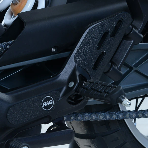 R&G Boot Guard Kit for the Husqvarna Svartpilen 401 '18- '23 & Svartpilen 125 '21- models