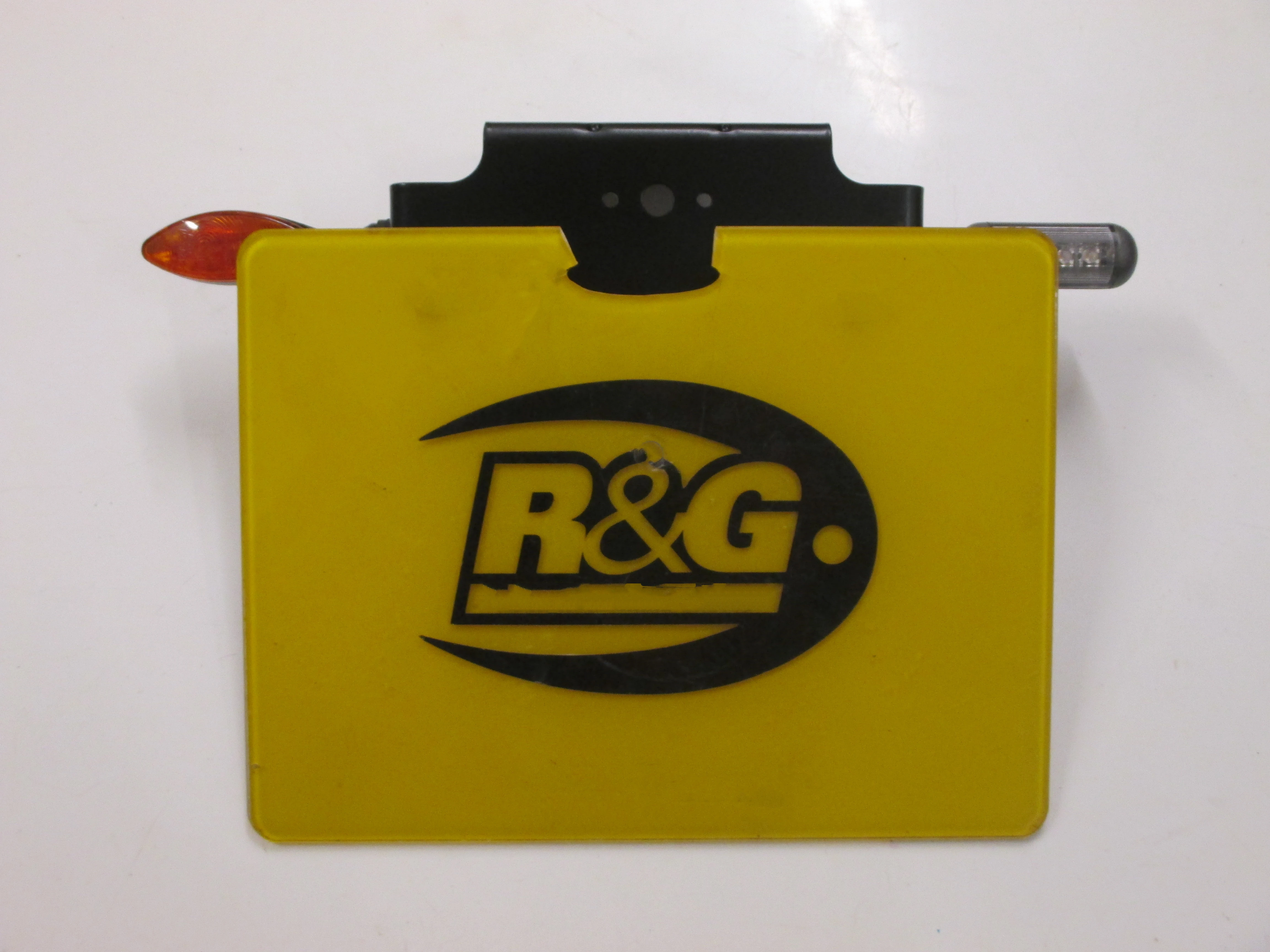 Tail Tidy for Yamaha YZF-R1 '02-'03 and YZF-R6 '03-'05