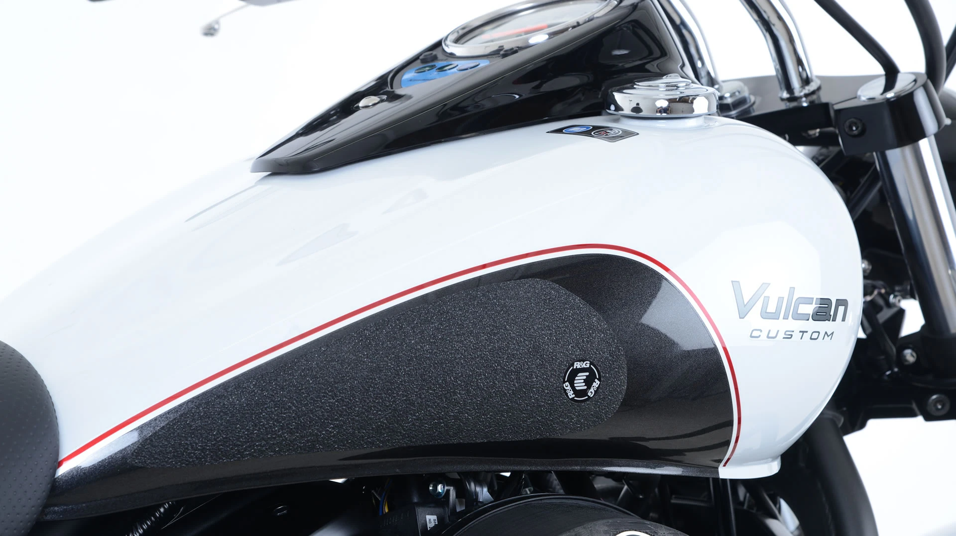 R&G Tank Traction Grips for Kawasaki Vulcan VN900 Csutom '07-, Classic '06- and Classic LT '11-