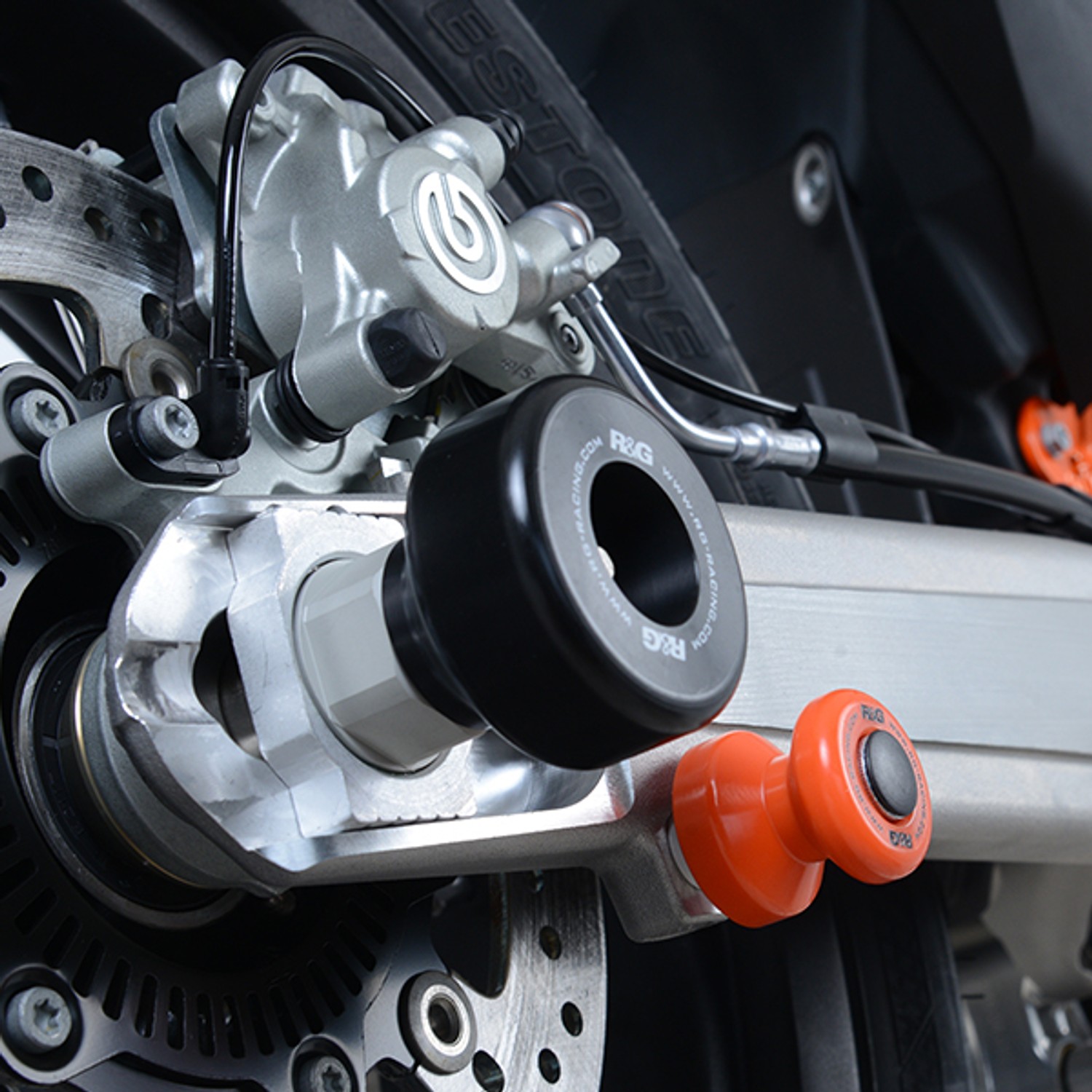 R&G Racing Schwingen Protektoren KTM 690 SMC R 2012 Swingarm Protectors 
