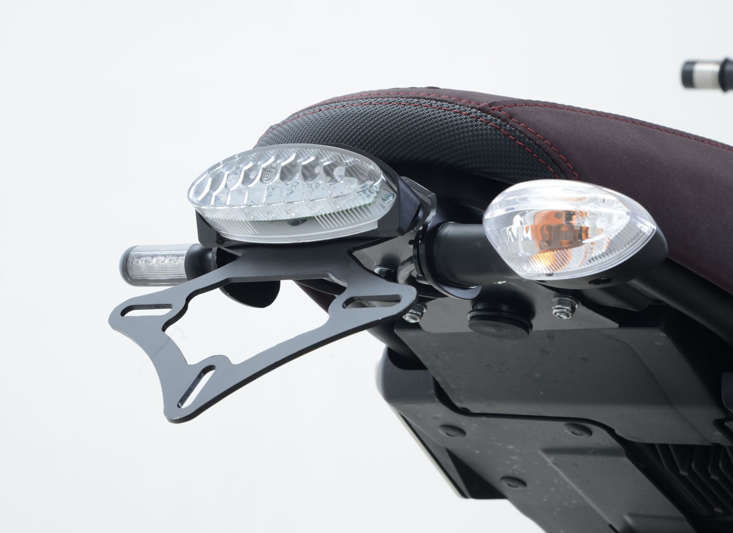 LED Light Included Yamaha XSR900 2015 - Aluminium Adjustable Inclination Plate Holder De Pretto Moto Accessories Kit License Plate DPM - 100% Made in Italy Easy to Install Matte Black V